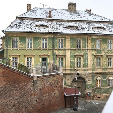 Apartment Bridge Queen Sibiu Bagian luar foto