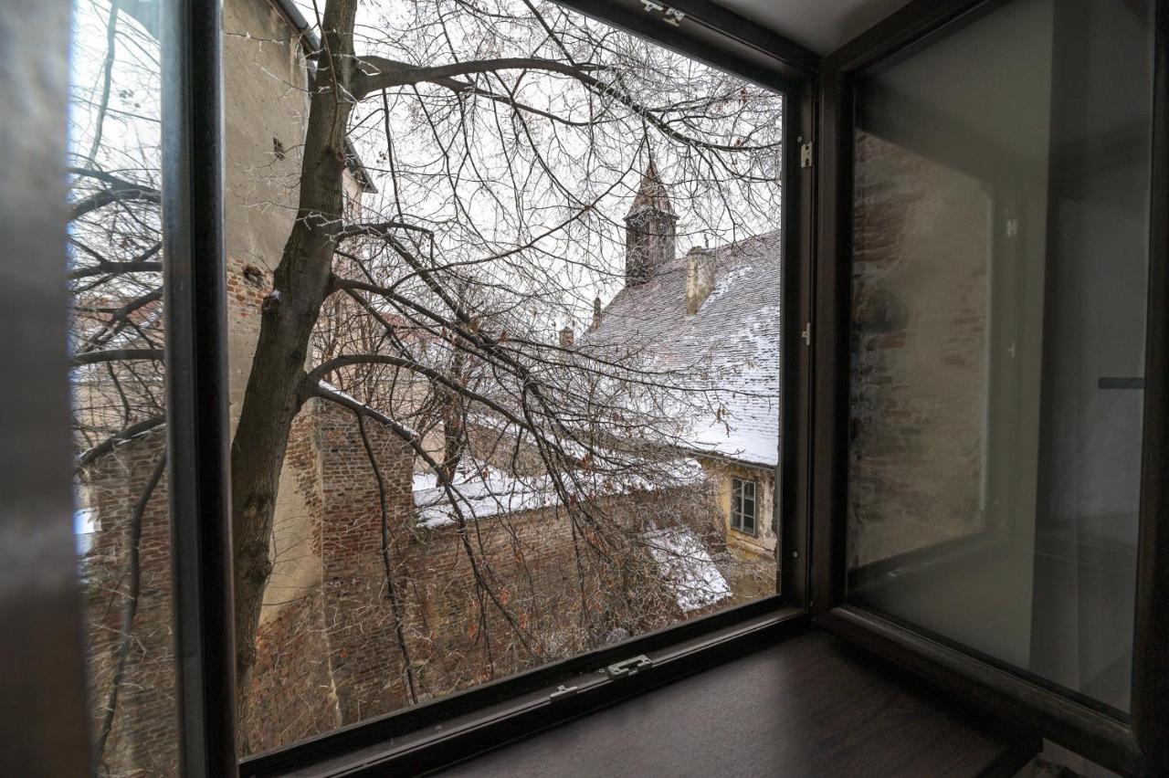 Apartment Bridge Queen Sibiu Bagian luar foto